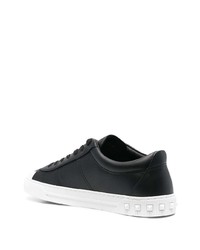 Baskets basses en cuir noires Valentino Garavani