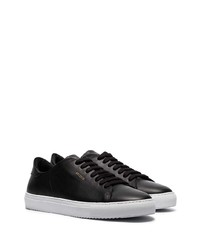 Baskets basses en cuir noires Axel Arigato