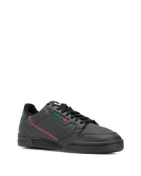 Baskets basses en cuir noires adidas