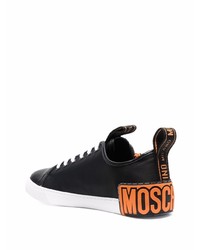 Baskets basses en cuir noires Moschino