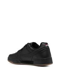 Baskets basses en cuir noires Fila