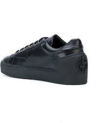 Baskets basses en cuir noires Giorgio Armani