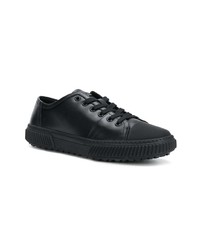 Baskets basses en cuir noires Prada