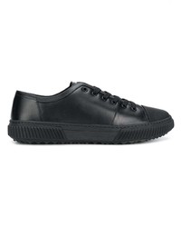 Baskets basses en cuir noires Prada