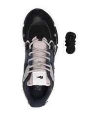 Baskets basses en cuir noires Lacoste