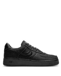 Baskets basses en cuir noires Nike