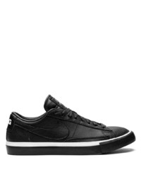 Baskets basses en cuir noires Nike