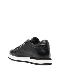 Baskets basses en cuir noires Casadei