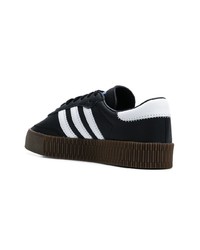 Baskets basses en cuir noires adidas