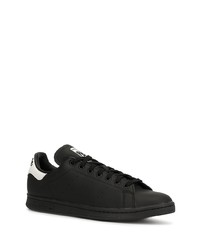 Baskets basses en cuir noires adidas