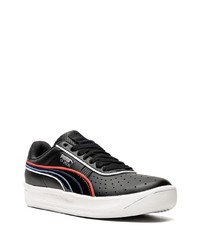 Baskets basses en cuir noires Puma