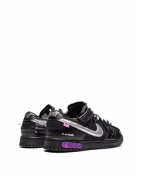 Baskets basses en cuir noires Nike