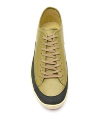 Baskets basses en cuir olive OSKLEN