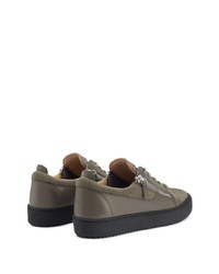 Baskets basses en cuir olive Giuseppe Zanotti