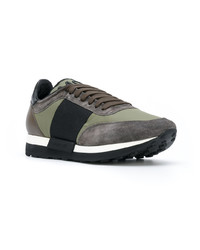 Baskets basses en cuir olive Moncler