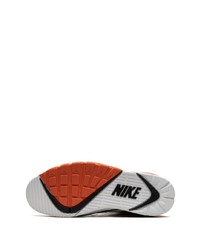 Baskets basses en cuir orange Nike