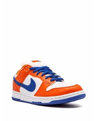 Baskets basses en cuir orange Nike