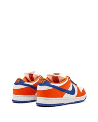 Baskets basses en cuir orange Nike