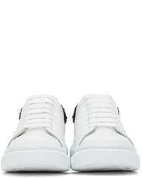 Baskets basses en cuir ornées blanches et noires Alexander McQueen