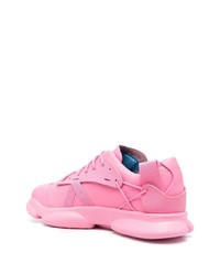 Baskets basses en cuir roses Camper