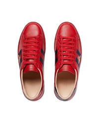 Baskets basses en cuir rouges Gucci