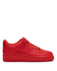 Baskets basses en cuir rouges Nike