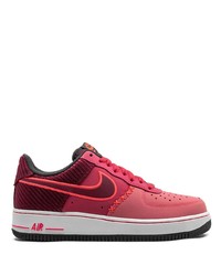 Baskets basses en cuir rouges Nike