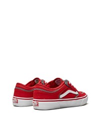 Baskets basses en cuir rouges Vans