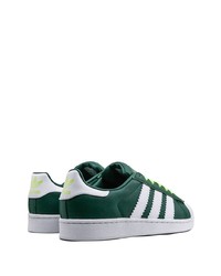 Baskets basses en cuir vert foncé adidas