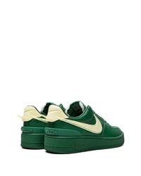 Baskets basses en cuir vert foncé Nike