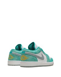 Baskets basses en cuir vert menthe Jordan