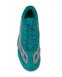 Baskets basses en cuir vert menthe Nike