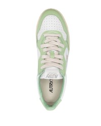 Baskets basses en cuir vert menthe AUTRY