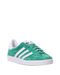 Baskets basses en cuir vertes adidas