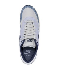 Baskets basses en cuir violet clair Nike