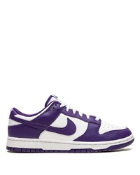 Baskets basses en cuir violettes Nike