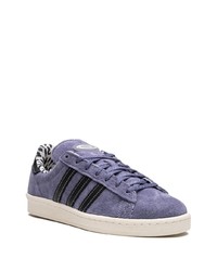 Baskets basses en cuir violettes adidas