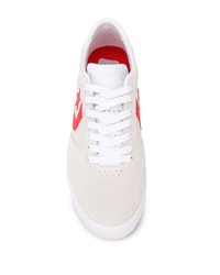 Baskets basses en daim beiges Converse