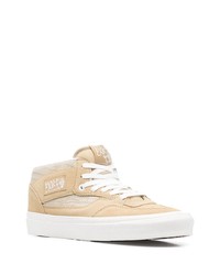 Baskets basses en daim beiges Vans