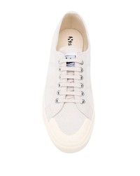 Baskets basses en daim beiges Superga