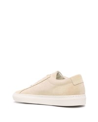 Baskets basses en daim beiges Common Projects