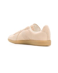 Baskets basses en daim beiges adidas