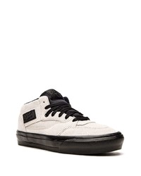 Baskets basses en daim beiges Vans