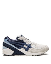 Baskets basses en daim blanches Asics