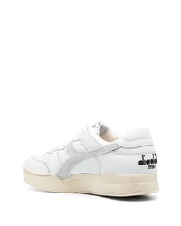 Baskets basses en daim blanches Diadora