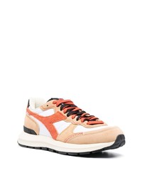 Baskets basses en daim blanches Diadora