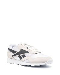 Baskets basses en daim blanches Reebok