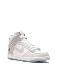 Baskets basses en daim blanches Nike