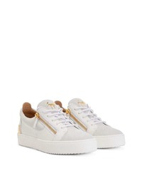 Baskets basses en daim blanches Giuseppe Zanotti