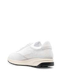 Baskets basses en daim blanches Common Projects